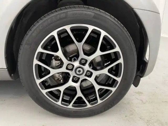 Smart Fortwo coupé 82 ch — photo 13