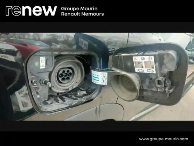 Renault Captur 1.6 e-tech hybride rechargeable 160ch initiale paris -21 — photo 11