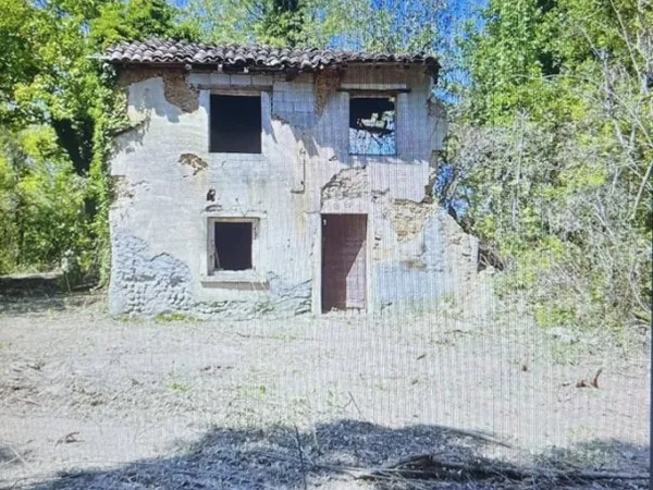 Terrain 2103 m²