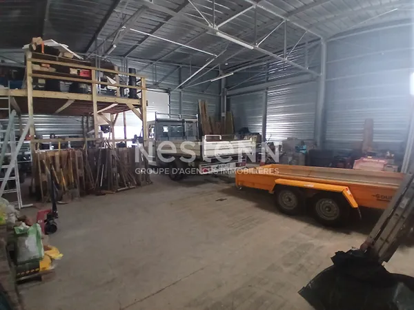 A LOUER Local commercial de 427 m2