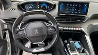 Peugeot 3008 HYBRID4 300ch GT e-EAT8 — photo 11