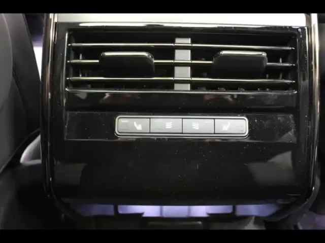 Land Rover Range Rover Sport 3.0 p440e 440ch phev dynamic se — photo 30