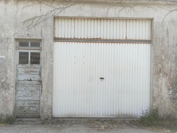 Garage / place de parking sécurisée à louer - Saint-Nazaire