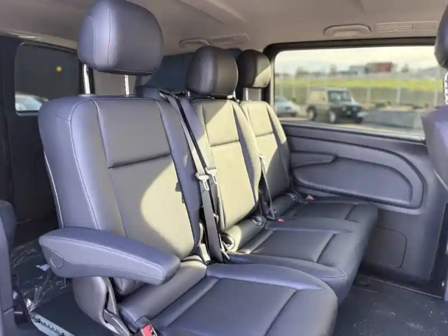 Mercedes Vito mixto 119 cdi long 9g-tronic rwd — photo 10