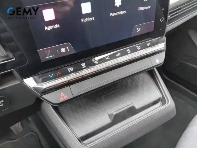 Renault Megane e-tech ev60 220 ch super charge — photo 29