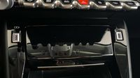 Peugeot 208 e-208 156ch Allure — photo 30