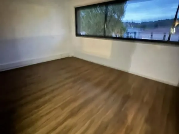 Bureaux 70 m²