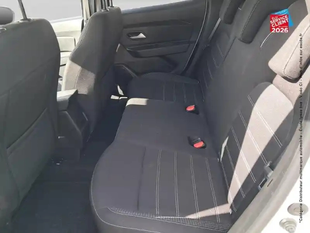 Dacia Duster 1.3 tce 130ch fap journey 4x2 — photo 11