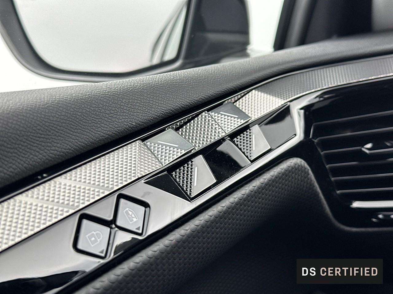 Ds Ds 4 puretech 180 eat8 cross rivoli — photo 18