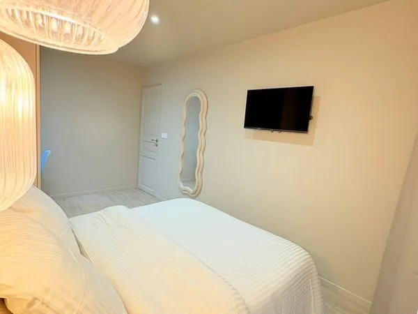 Chambre dans appart moderne en colocation à Annecy - charges comprises
