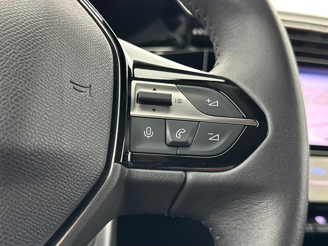 Peugeot 308 sw bluehdi 130ch s&s eat8 allure pack — photo 19