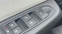 Renault Clio 1.0 TCe 90ch Intens -21N — photo 19