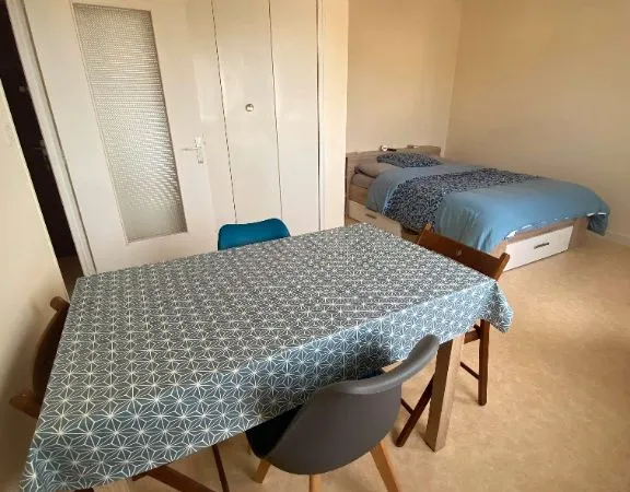 Studio 1 pièce 30 m²
