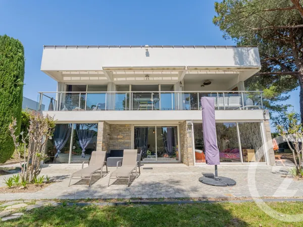 Maison 6 pièces 186 m²