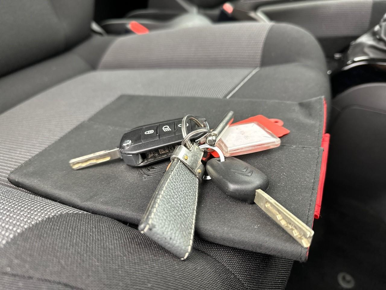 Citroën C3 Aircross puretech 110 s&s bvm6 feel — photo 28