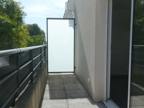 GRAND studio de 28 m2 terrasse parking s/sol Facultés Paul Valéry Sciences TRAM