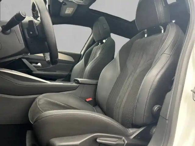 Peugeot 408 puretech 130 ch s&amp;s eat8 — photo 11