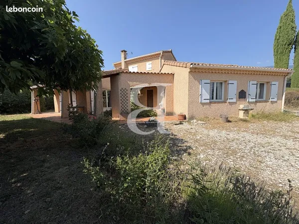Villa 4 pièces 135 m²