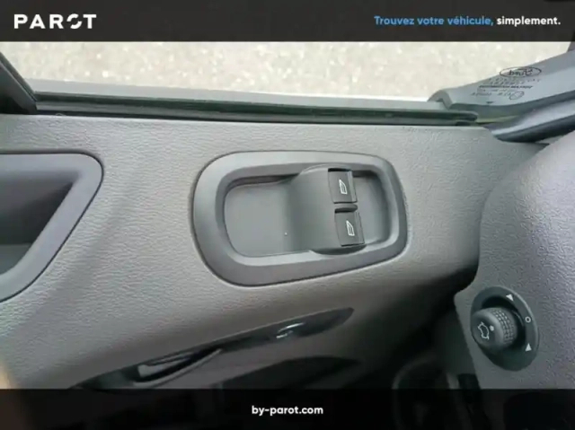 Ford Transit fourgon fg t310 l2h2 2.0 ecoblue 130ch bva8 trend — photo 6