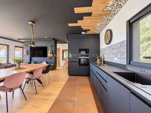 Villa 4 pièces 120 m²