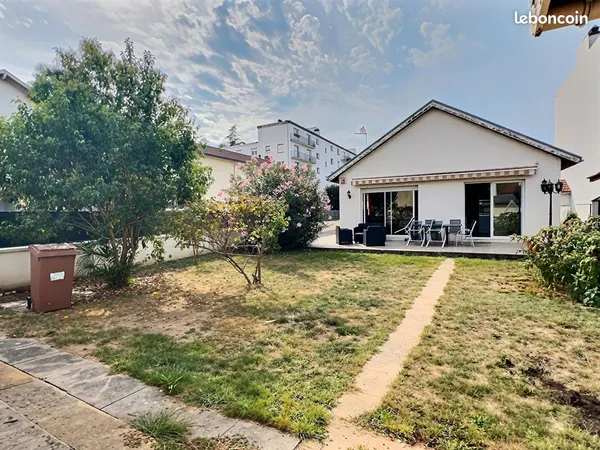 Propriété 6 pièces 150 m²