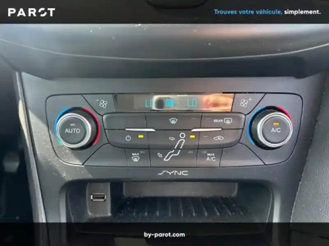 Ford Focus sw 1.0 ecoboost 100ch stop&amp;start trend — photo 5