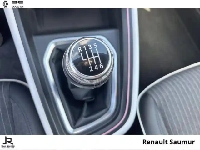 Renault Clio 1.0 tce 90ch techno — photo 6