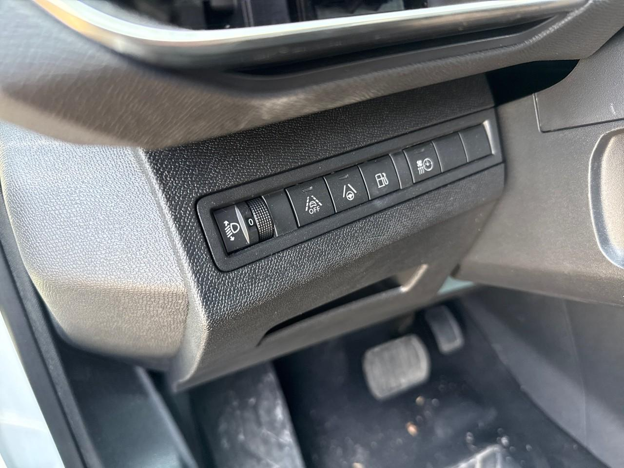 Peugeot 3008 hybrid 180 e-eat8 allure pack — photo 5