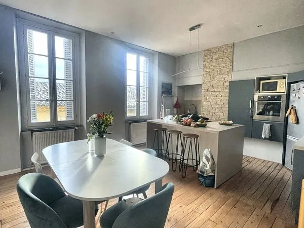 T3 bis duplex 124 m², centre-ville Carcassonne