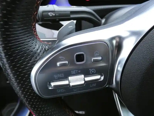 Mercedes Cla coupé 220 d amg line — photo 14