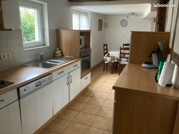 Beau F3 entièrement meublé