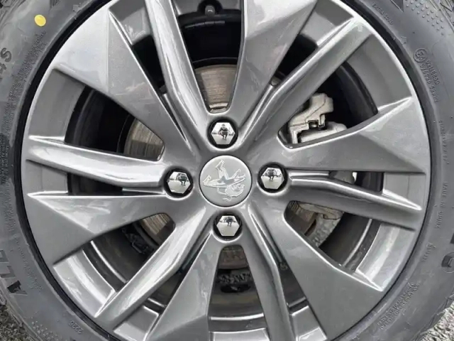 Peugeot 208 electrique 50 kwh 136ch — photo 13