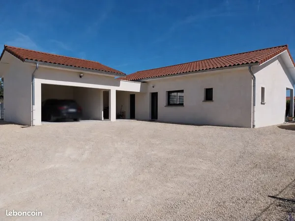 Villa 5 pièces - 147m² - St Bénigne