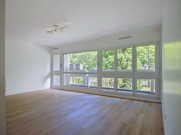 APPARTEMENT RUEIL-MALMAISON PLAINE GARE 4 PIECES 3 CHAMBRES, BALCON, RENOVÉ, BOX DOUBLE, CAVE, TRAVA