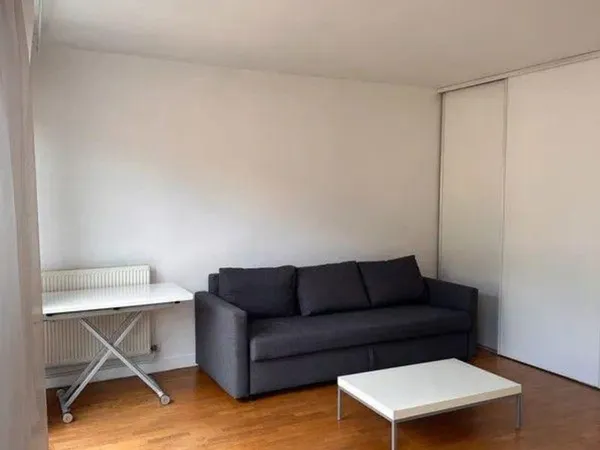 Beau studio meublé 26m²