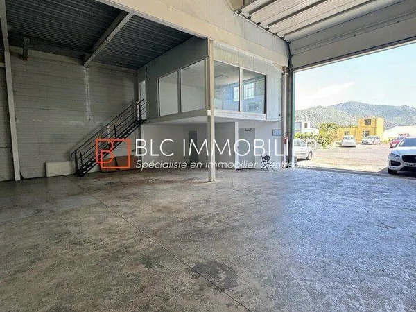 Local d'activité 430 m²