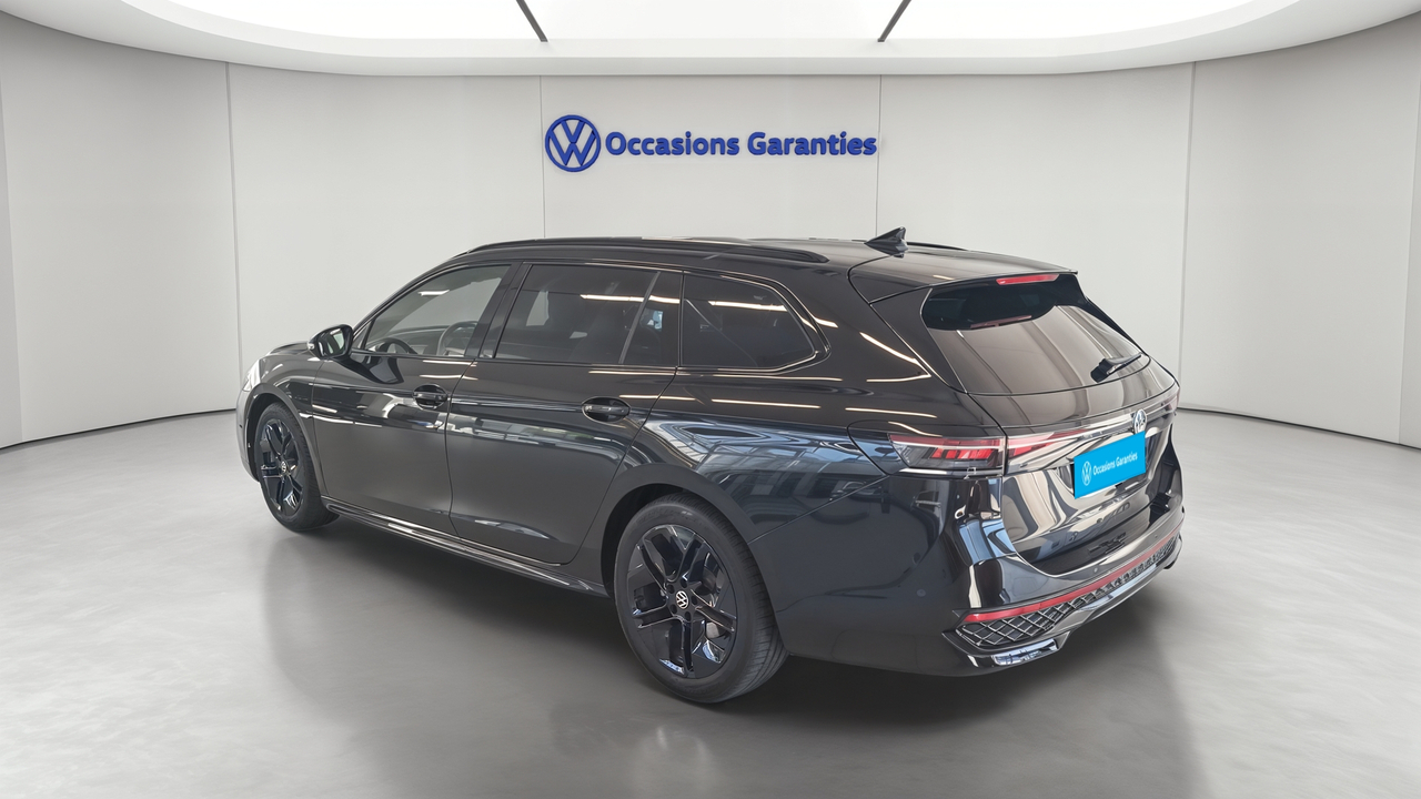 Volkswagen Passat 1.5 eTSI OPF 150 DSG7 — photo 3