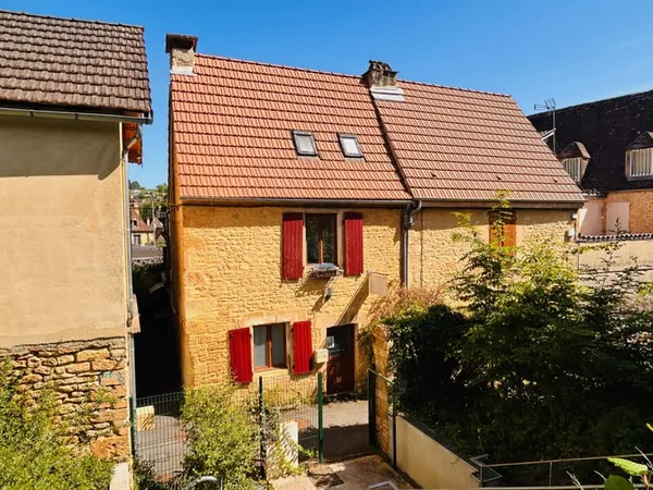 Maison en pierre 3 chambres avec terrasse à deux pas du centre historique de Sarlat-la-Canéda