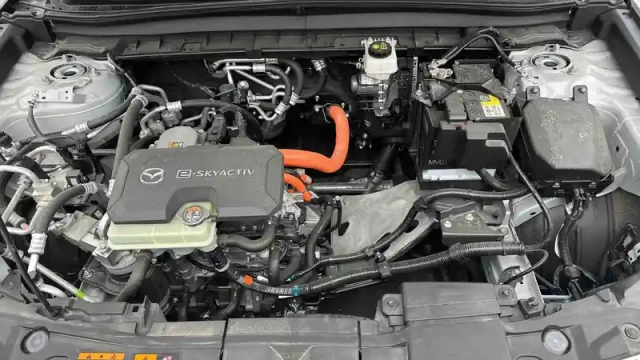 Mazda Mx-30 e-skyactiv 145 ch — photo 36
