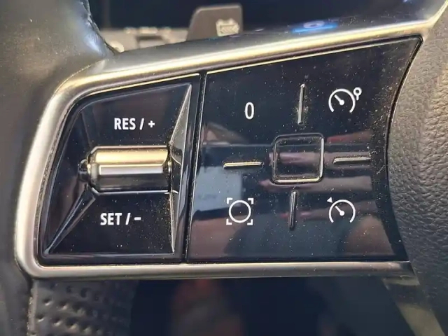 Renault Megane e-tech ev60 220 ch optimum charge — photo 34