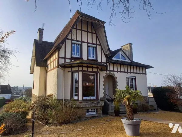 Maison 5 pièces 147 m²