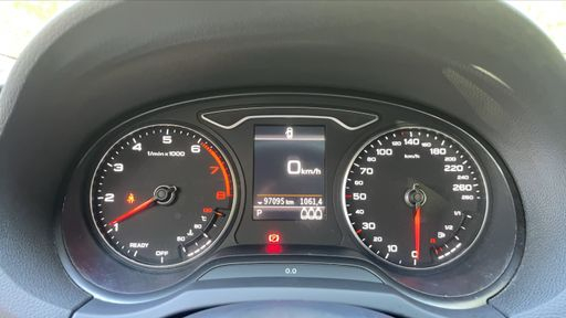 Audi A3 Sportback 1.4 TFSI COD 150 S-Tronic 7 - Design – 2018 – 97095 km – Essence – Boîte Automatique — photo 15