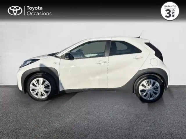 Toyota Aygo x 1.0 vvt-i 72ch dynamic my23 — photo 3