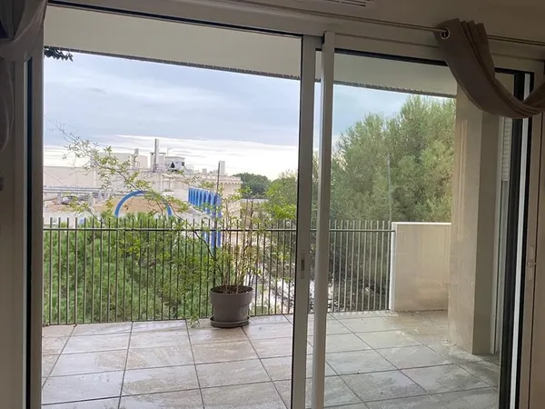T3 récent 63m² climatisé + Terrasse 17m² plein Sud