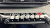 Peugeot 3008 1.6 PureTech 180ch S&S GT EAT8 — photo 19