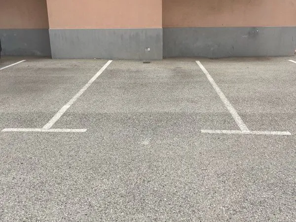 À louer - Place de parking privative