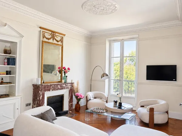 Appartement Haussmannien d'exception 82m2