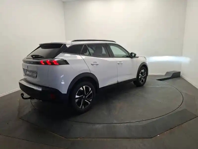 Peugeot 2008 bluehdi 110 s&amp;s bvm6 — photo 4