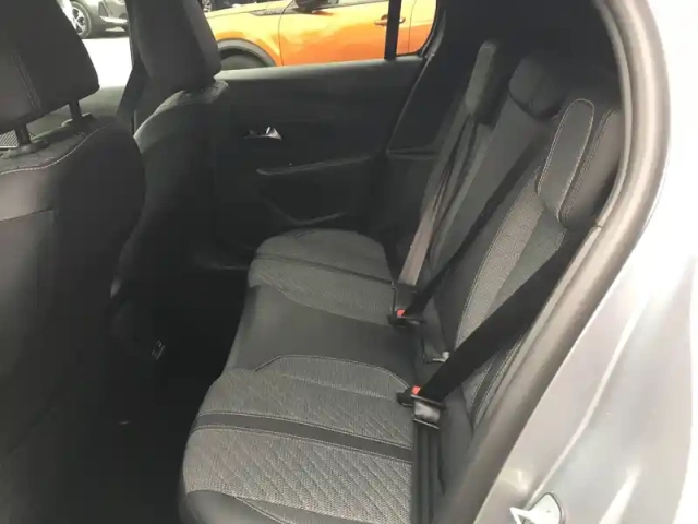 Peugeot 208 100 s&amp;s bvm6 — photo 11