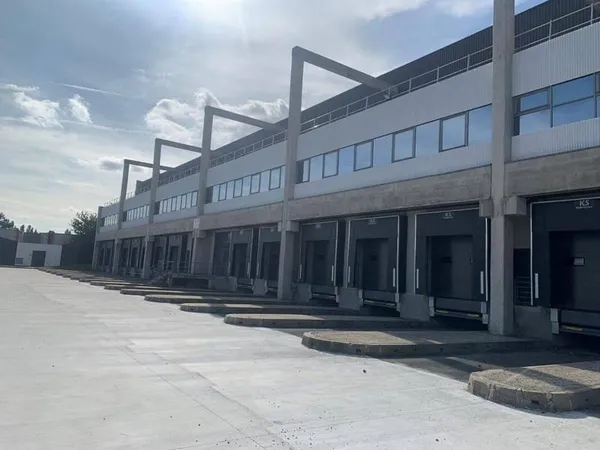 Entrepôt 59520 m²